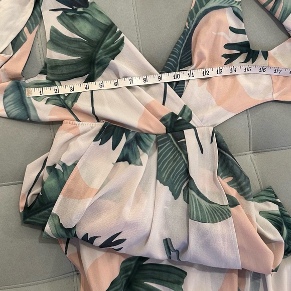 L’ATISTE by Amy Palm Print Maxi Dress Jumpsuit Size Small - Picture 14 of 16